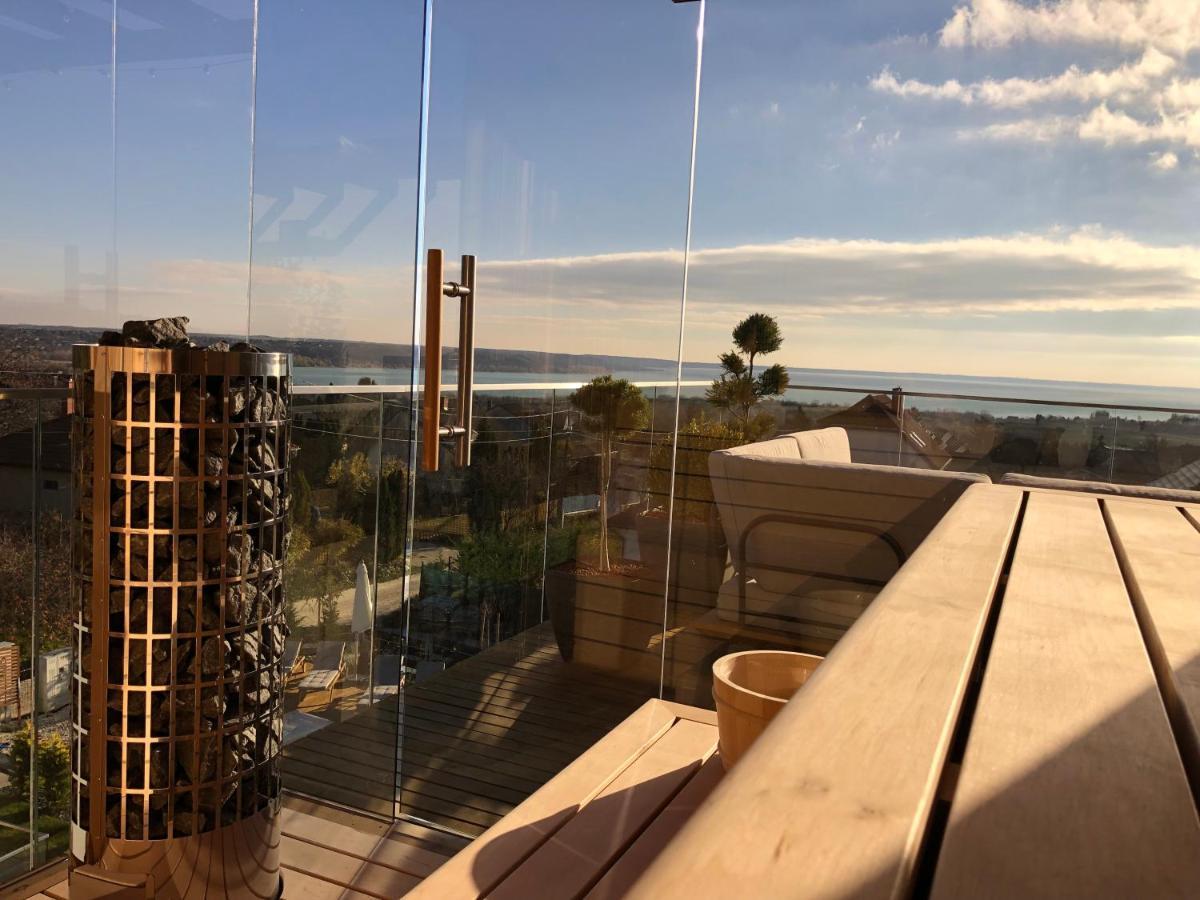Skyline Resort Balatonalmadi Ngoại thất bức ảnh